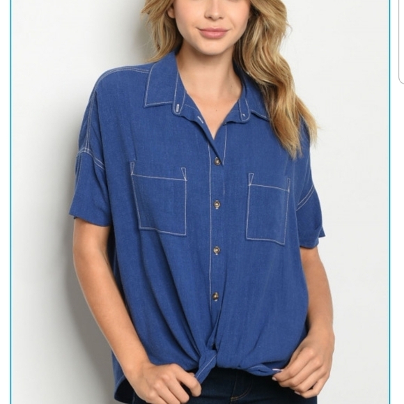 NWT!! Short Sleeve Tunic Button Up - Picture 2 of 3